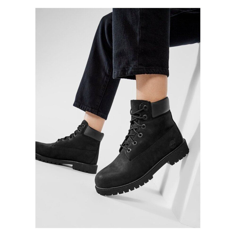 Timberland Women's Black Classic 6 inch 12907 Leather Ankle Moto Boots Size 5